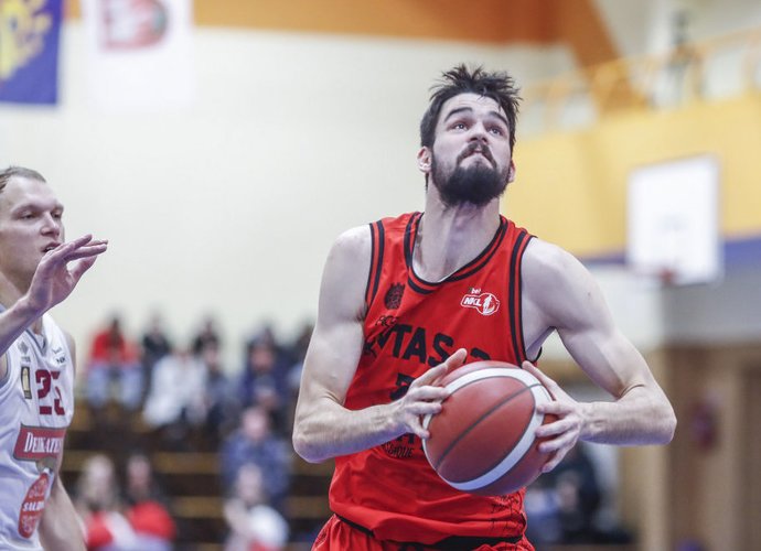 L.Valantinas pelnė 19 taškų (Gintaro Šiupario nuotr.)