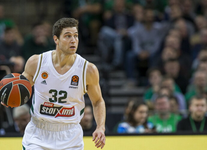 J.Fredette'as vėl žais Kinijoje (BNS nuotr.)