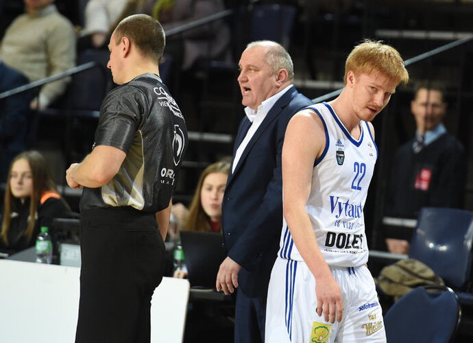 „Vytautas“ Estijoje susidūrė su prastomis sąlygomis (Fotodiena.lt)