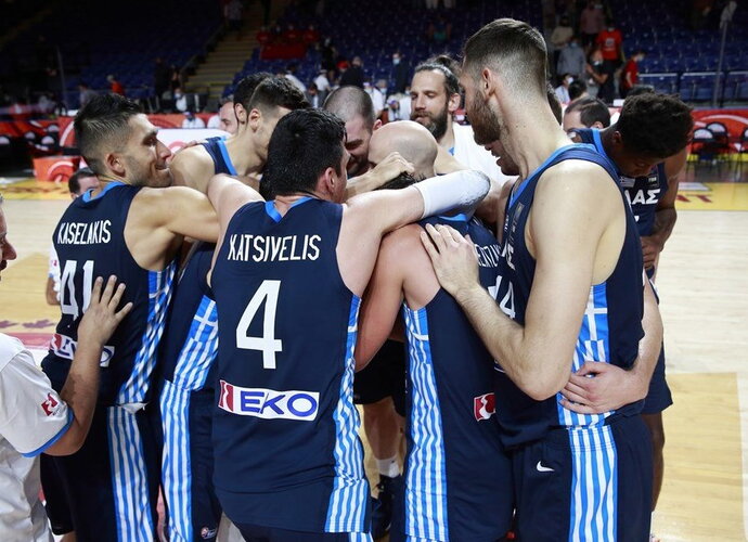 Graikai solidžiai žaidė puolime (FIBA nuotr.)