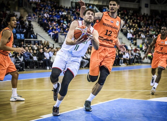 S.Benke pelnė 21 tašką (FIBA Europe nuotr.)