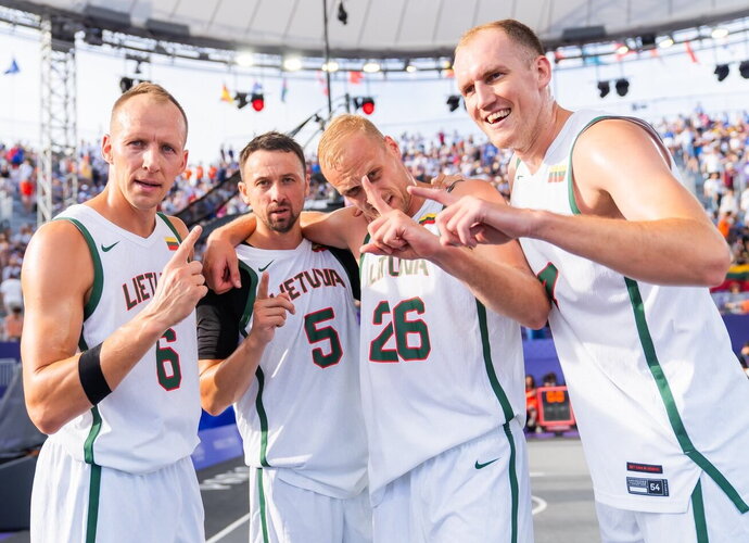 3x3 krepšinis padeda žaidėjams papildyti pinigines (Foto: Vytautas Dranginis/LTOK)