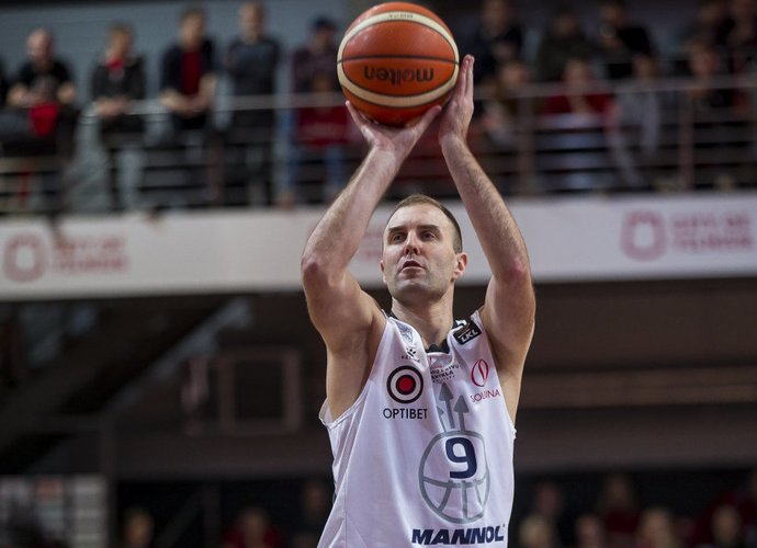 T.Delininkaitis išbandys jėgas NKL kovose (BNS nuotr.)