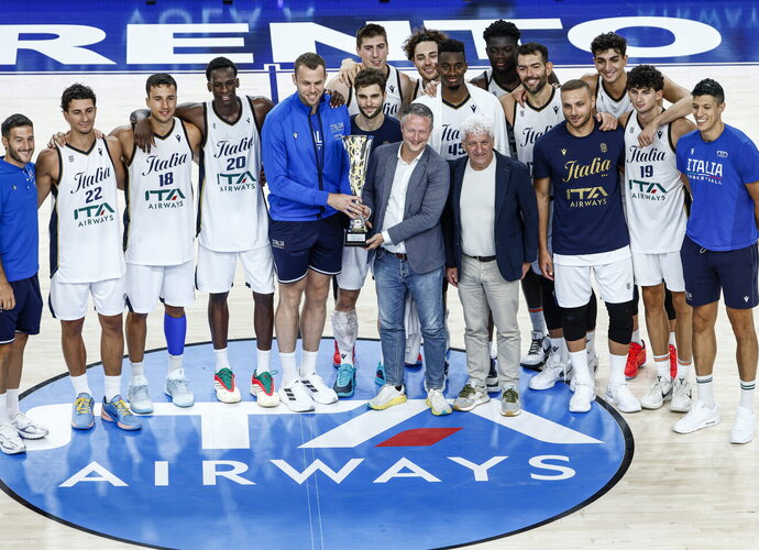 Italijos rinktinė laimėjo užtikrintai