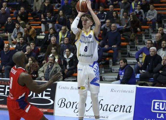 A.Kulboka sumetė visus mestus tritaškius (FIBA Europe nuotr.)