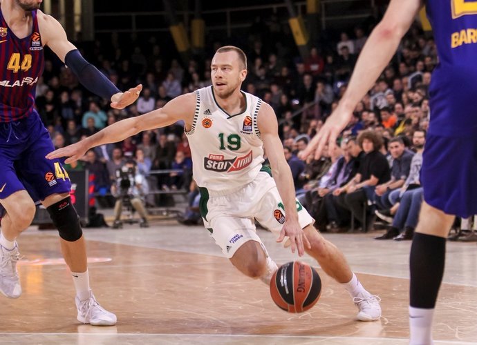 L.Lekavičius pelnė 8 taškus