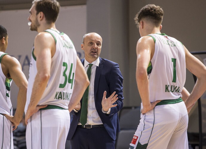 J.Zdovcas rengiasi artėjančiai išvykai (LKL nuotr.)