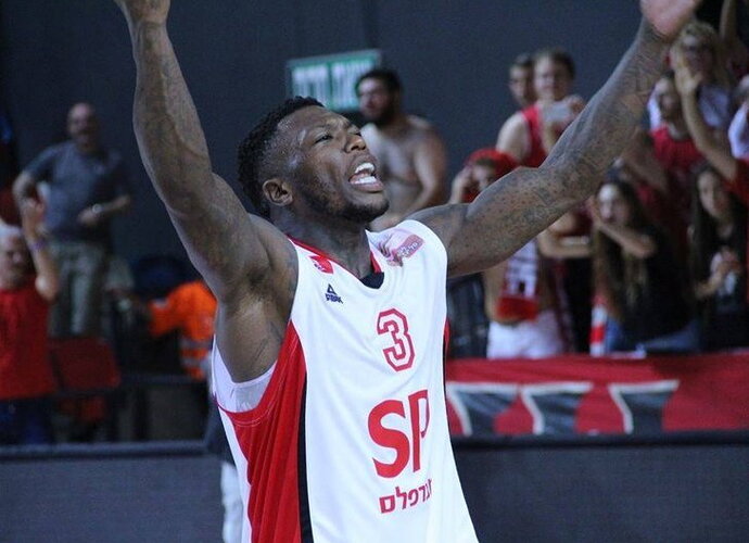 N.Robinsonas dar bandys grįžti į NBA
