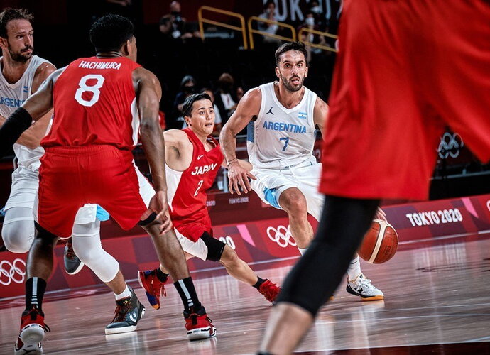 Argentiniečiai žengė į atkrintamąsias (FIBA nuotr.)