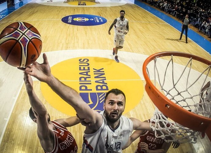 Serbai atsiplėšė antroje mačo dalyje (FIBA Europe nuotr.)