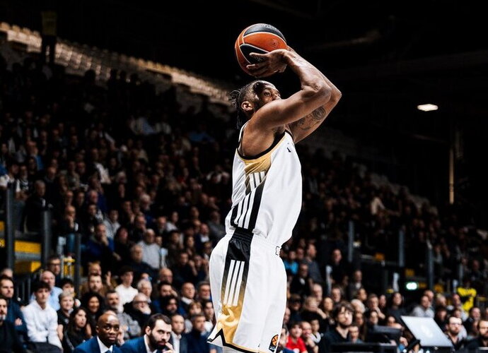 B.Angola tapo turo MVP