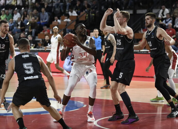 JL komanda pralaimėjo (Euroleague.net)