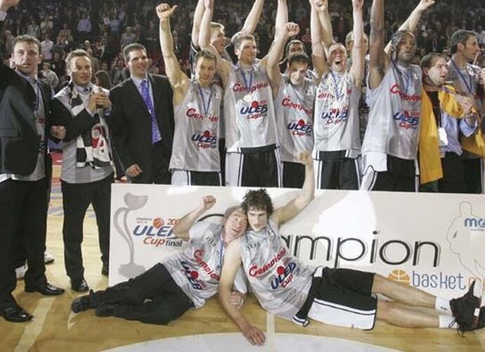 „Lietuvos rytas“ prieš dešimtmetį laimėjo ULEB taurę