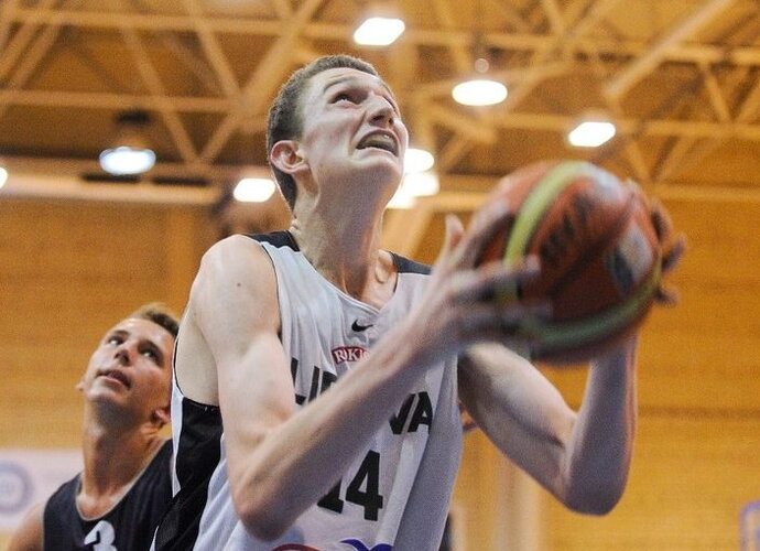 L.Birutis turnyre žaidė naudingai (Fotodiena.lt)