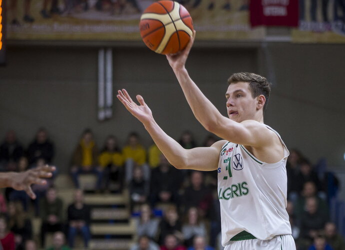 R.Jokubaitis yra vienintelis per pastarąjį penkmetį dubleriuose žaidęs krepšininkas, kuris pagrindinėje sudėtyje yra iki šiol (BNS nuotr.)