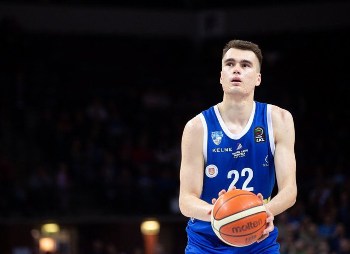 G.Masiulis džiaugiasi priaugęs raumenų (BNS nuotr.)