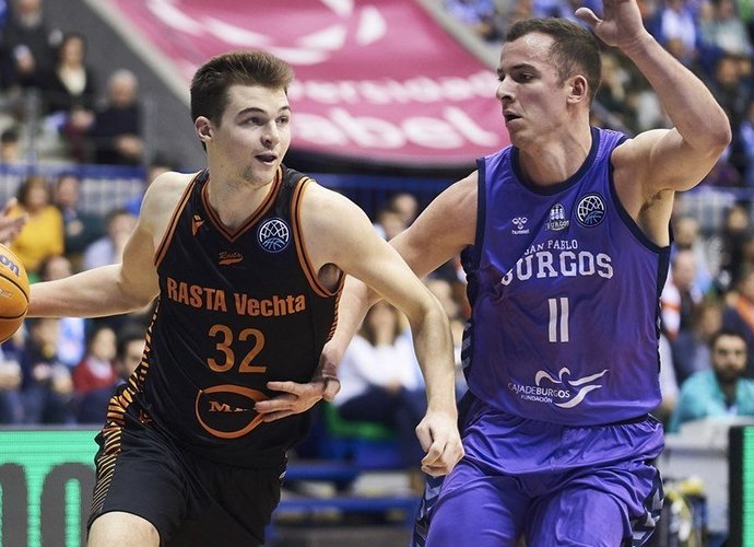 S.Vasturia turėtų papildyti „Žalgirį“ (FIBA Europe nuotr.)