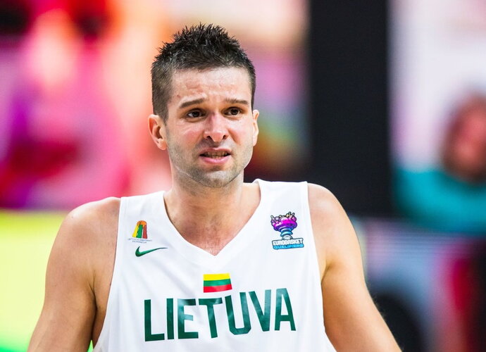 M.Kalnietis lemiamame epizode mato daug savo kaltės (BNS nuotr.)