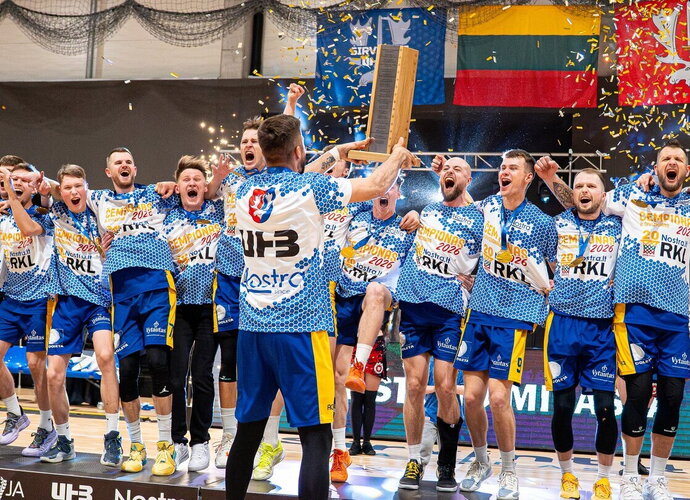 Birštono klubas kelia trofėjų