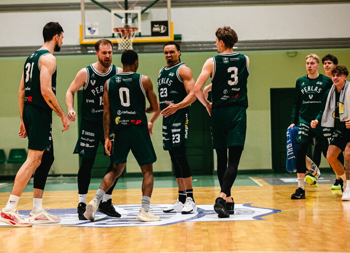 S.Reiley vedamas „Perlas“ triumfavo Jurbarke
