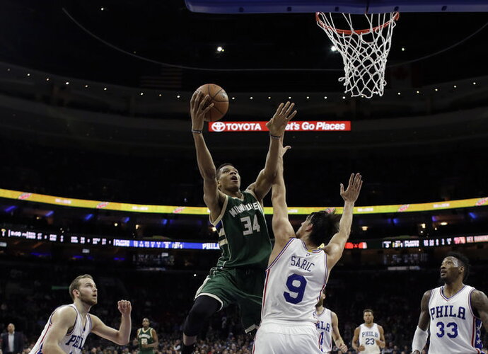 G.Antetokounmpo atvedė „Bucks“ į nesunkią pergalę (Scanpix nuotr.)