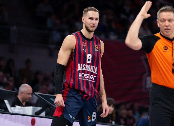 T.Sedekerskis nebuvo ryškus