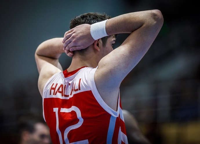 Turkijos rinktinė patyrė labai skaudžią nesėkmę (FIBA Europe nuotr.)