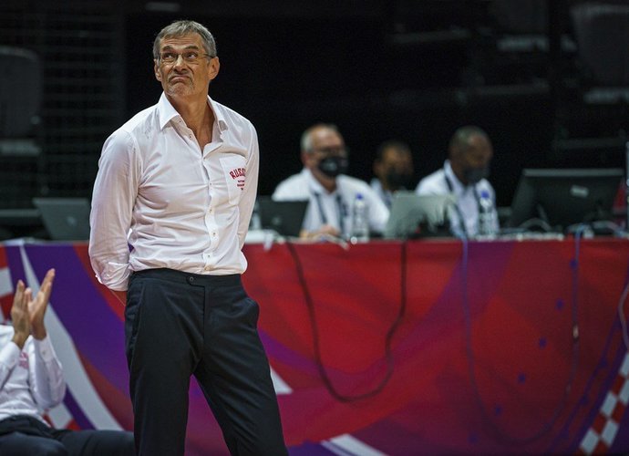 S.Bazarevičius greičiausiai neteks savo darbo (FIBA nuotr.)