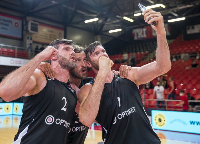 Lavrinovičiai gali žaisti ir toliau („Optibet Summer League“ nuotr.)