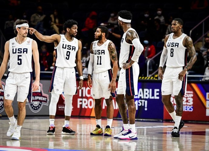 JAV rinktinė laimėjo užtikrintai (FIBA nuotr.)