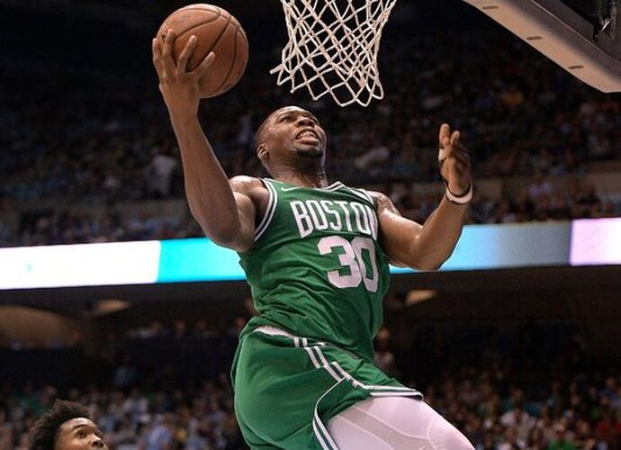 G.Yabusele liko be darbo (Scanpix nuotr.)