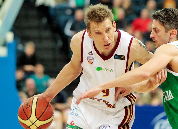 D.Šalengai skilo šonkaulis (Foto: Augustas Didžgalvis)