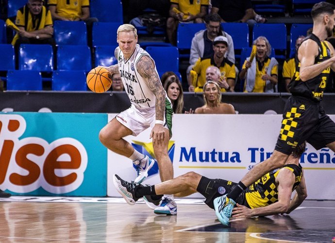J.Timma palieka Turkijos klubą (FIBA nuotr.)