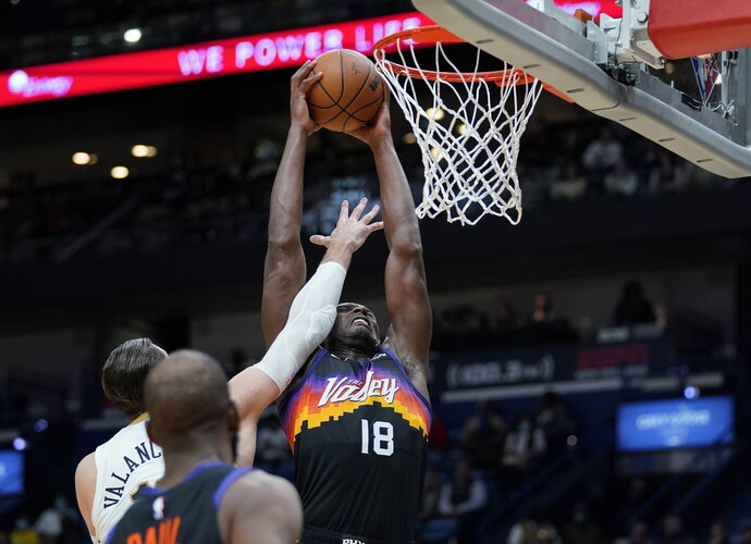 B.Biyombo liks Fynikse (Scanpix nuotr.)