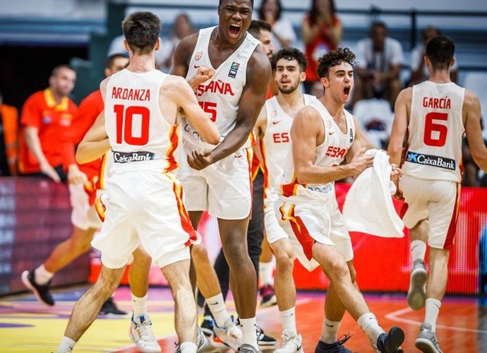 Ispanai auksą pelnė „iš žaidimo“ nesiekdami net 30 procentų taiklumo (FIBA Europe nuotr.)