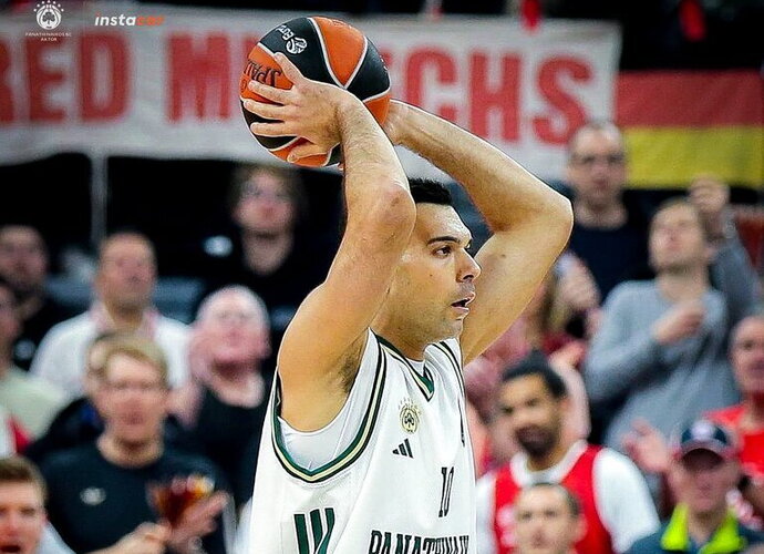 K.Sloukas vedė PAO į pergalę