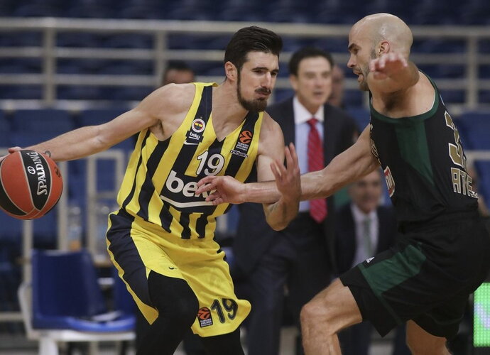 N.De Colo turėjo mesti tris baudas