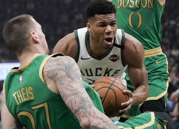 G.Antetokounmpo pelnė 32 taškus (Scanpix nuotr.)