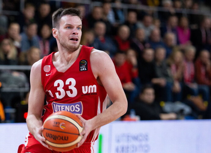 T.Dimša iš toli atakuoja tik 27,2 proc. tikslumu (BNS nuotr.)