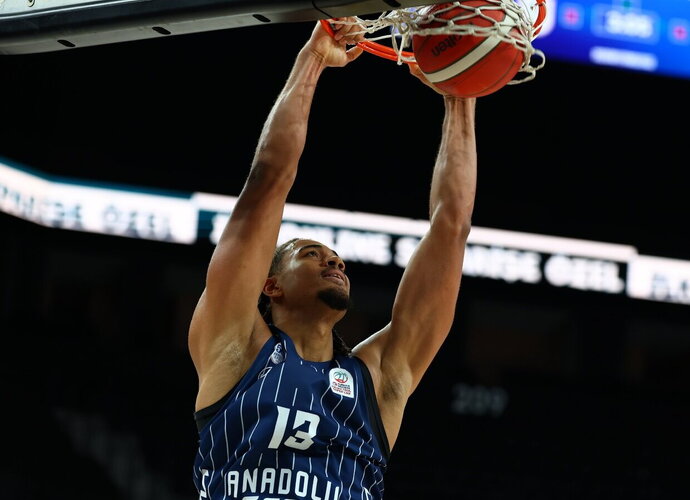 B.Dessertas žais NCAA