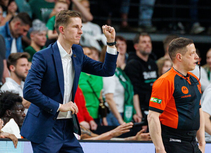 J.Thomasas sveikino žalgiriečius (BNS nuotr.)