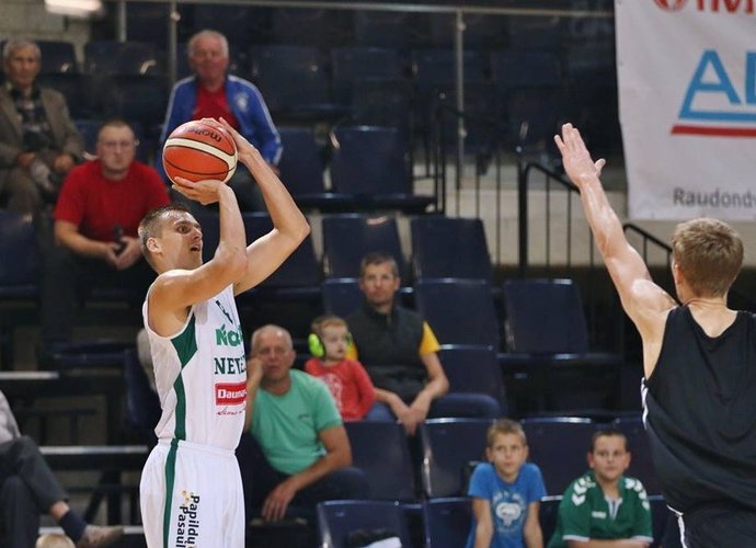 V.Ševčenka sulauks daugiau nei 8,3 tūkst. eurų