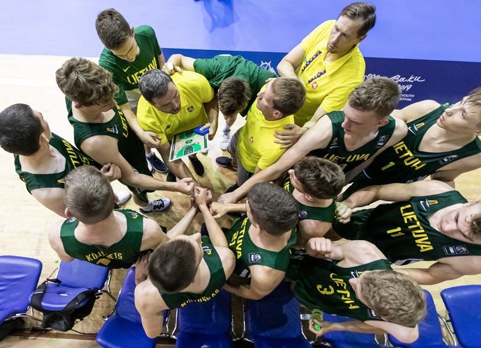 Šešiolikmečiai pasiekė pergalę (LTeam nuotr.)