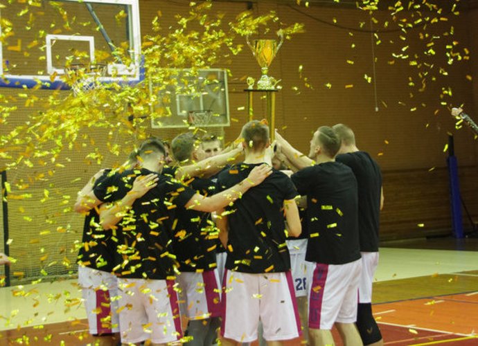 VDU triumfavo permainingoje kovoje (Rimos Reklaitienės, LSKL nuotr.)