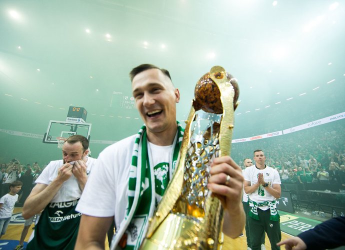 P.Jankūnas taurę laiko jau tryliktąjį kartą (BNS nuotr.)