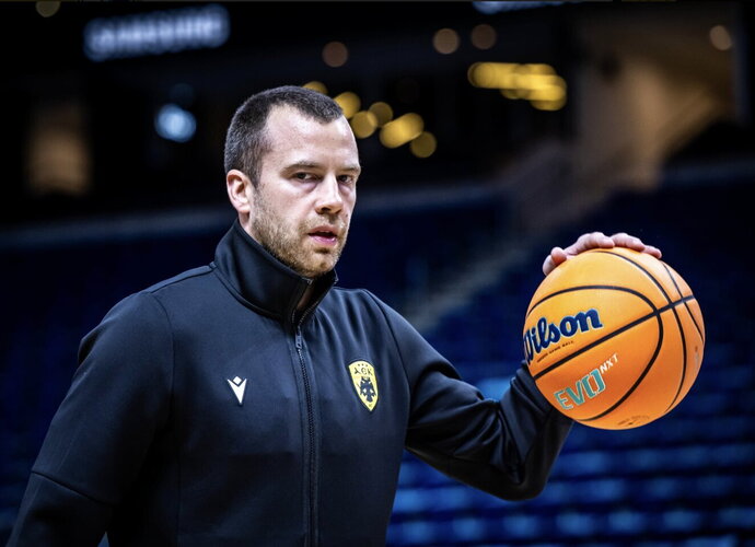 L.Lekavičius su AEK Eurolygos čempionams nepasipriešino (FIBA nuotr.)