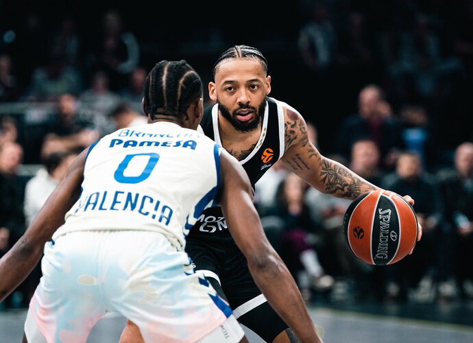 „Partizan“ yra ant bangos