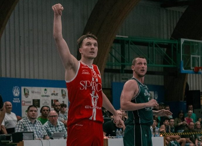 E.Venskus vėl startavo trankiai