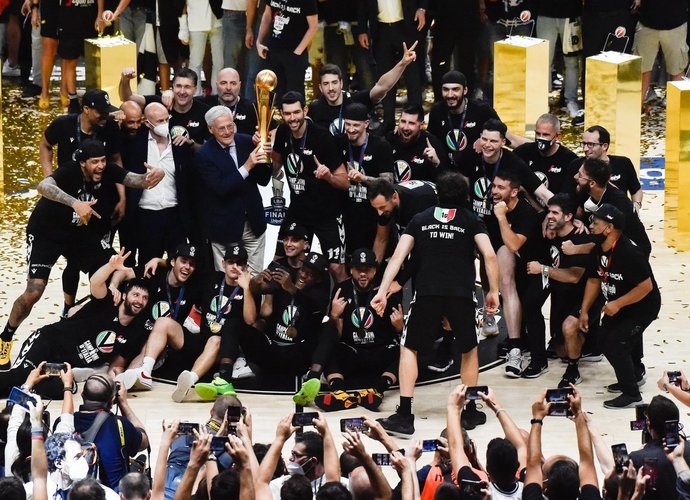 „Virtus“ triumfuoja