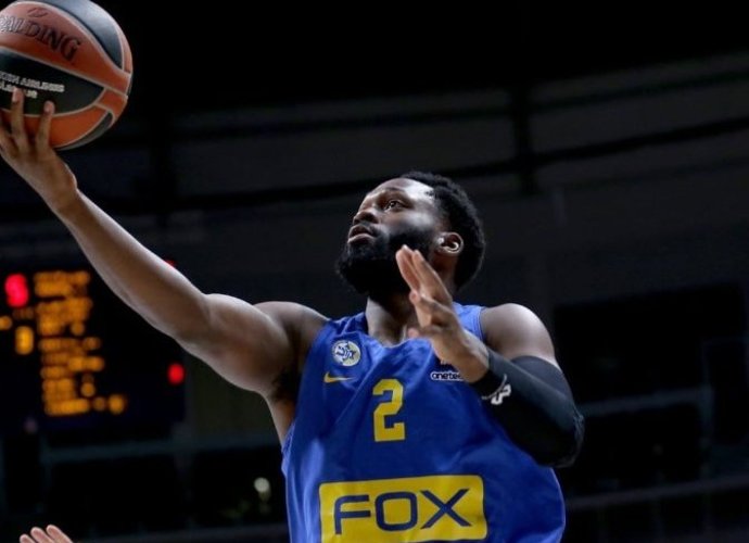 J.Pargo Tel Avivo komandos neišgelbėjo